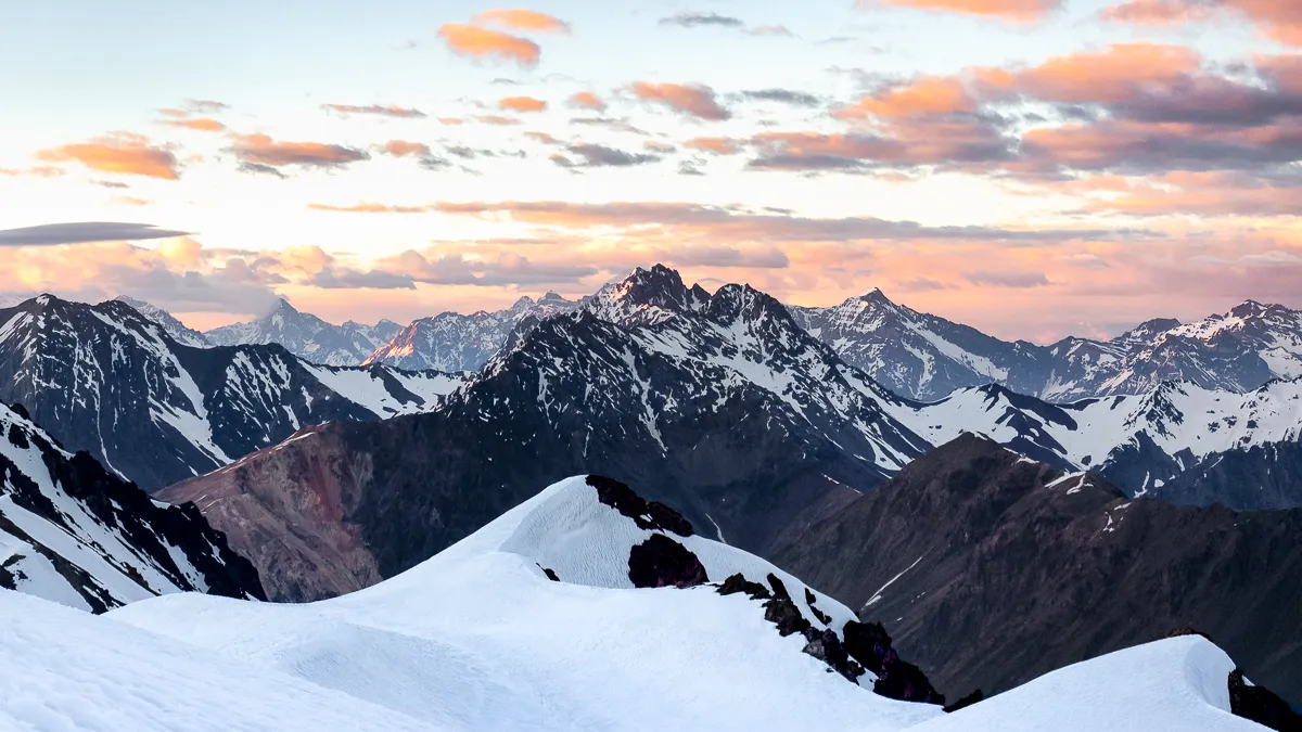 Amanecer en el Cajón del Maipo